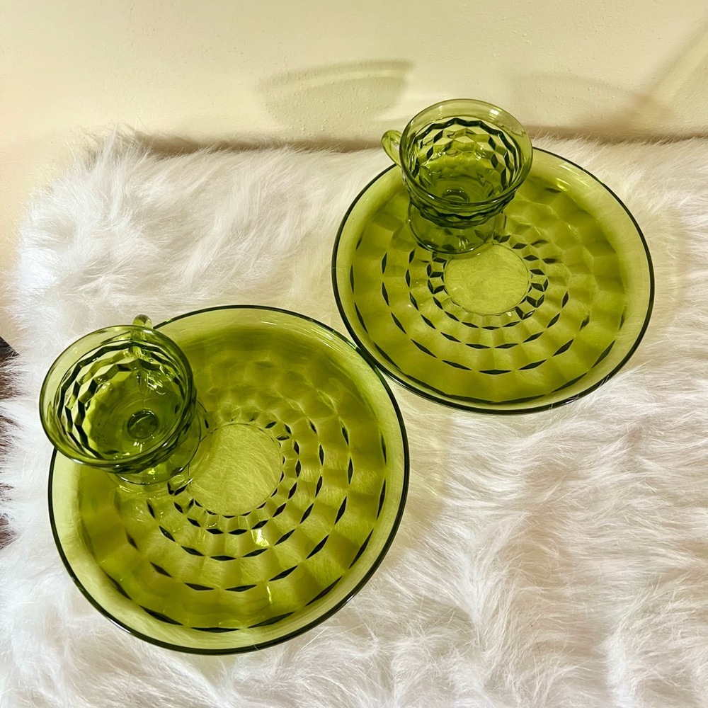 (2 sets, 4 pieces) Whitehall green Avocado by COLONY Snack Plate & Cuo Set